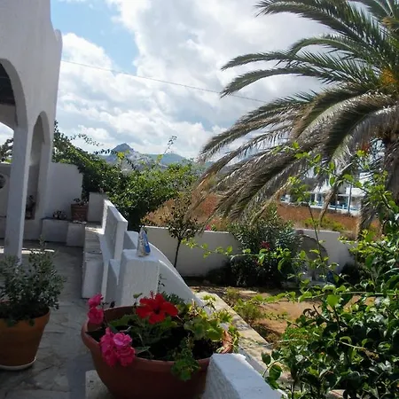 Nyfes Traditional Boutique Faltaina Skyros