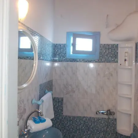 Nyfes Traditional Boutique Faltaina Skyros