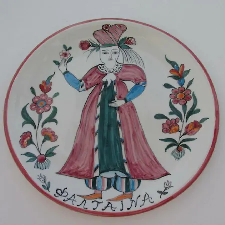 Nyfes Traditional Boutique Faltaina *